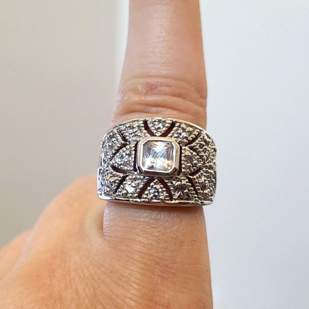 Silvertone Rhinestone Ring - Picture 2 of 5